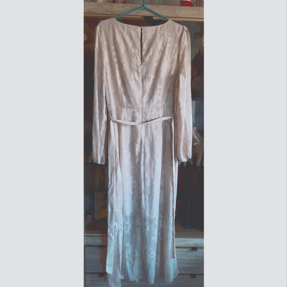 Kensie-Long Sleeve Chiffon Dress - Picture 5 of 6